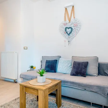 Apartment Lake Silence