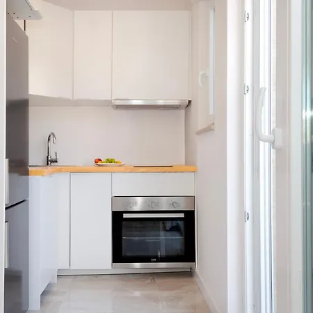 Apartment Lake Silence