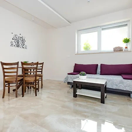 Apartment Lake Silence Lägenhet *