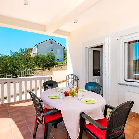 Apartment Lake Silence * Bilice