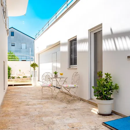 Apartment Lake Silence Bilice