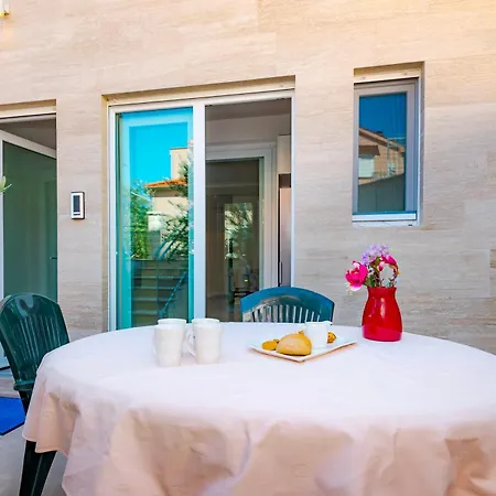 Apartment Lake Silence Apartment