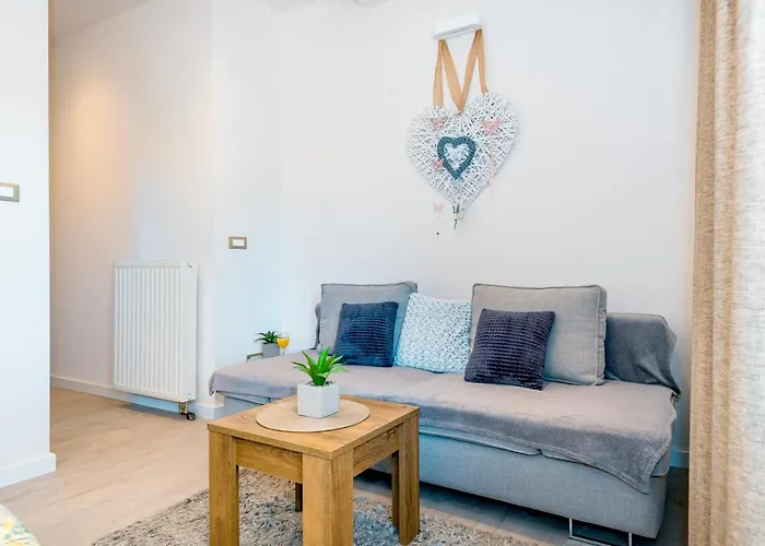 Apartment Lake Silence