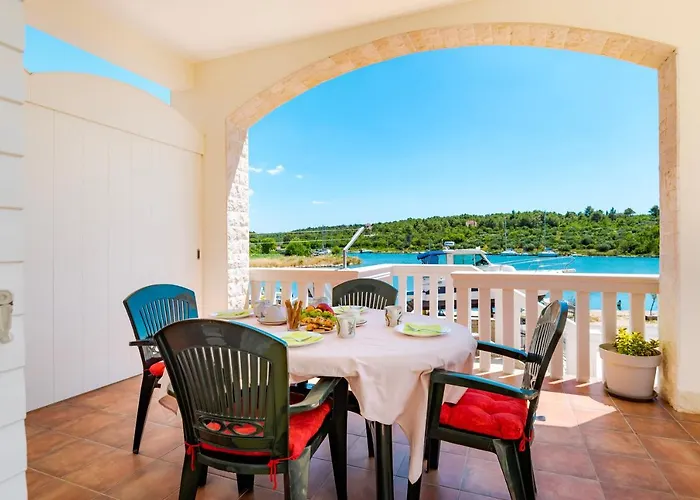 Apartment Lake Silence Appartement Bilice