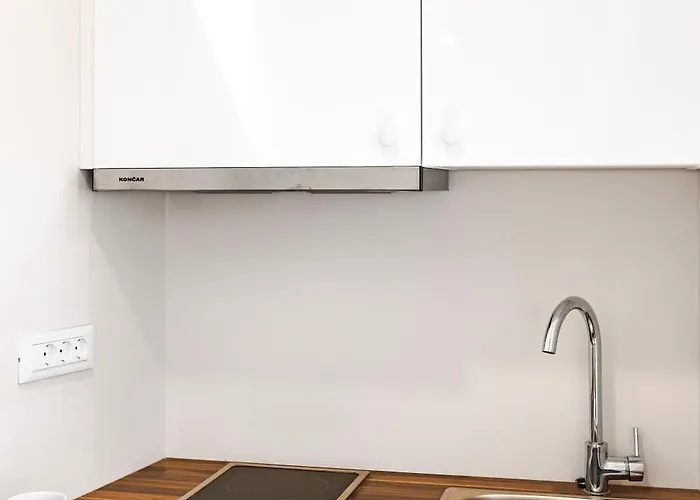 Apartment Lake Silence