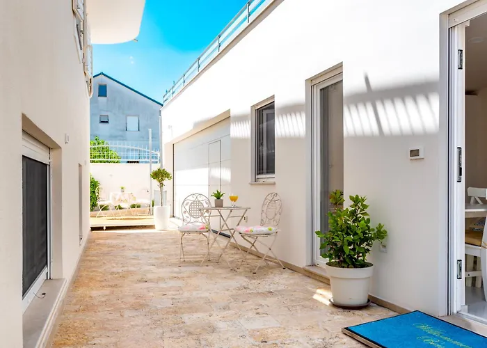 Apartment Lake Silence Bilice